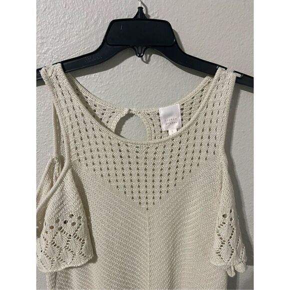 ❤️LC Lauren Conrad Crochet Cold Shoulder Sweater - Picture 4 of 6